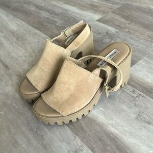 Steven Madden Tan Mules